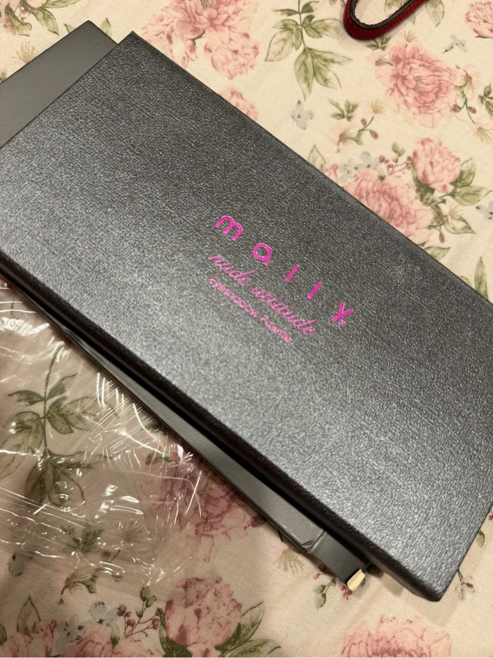 Mally Beauty Nude Attitude Eyeshadow Palette